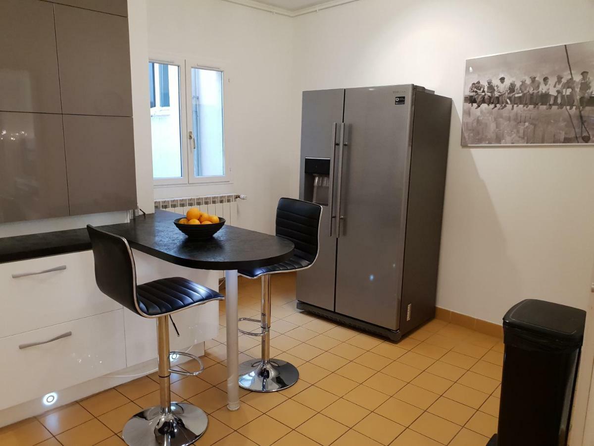 Grand Appartement En Centre Ville Metz Eksteriør billede